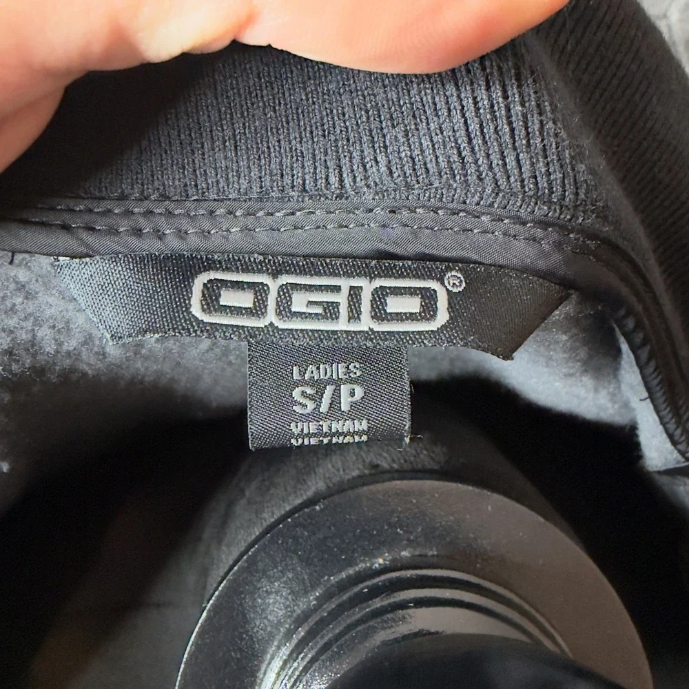 OGIO Ladies Crossbar Jacket with Quilted Sleeves Size‎ Small